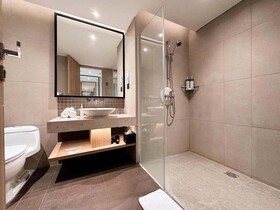 Holiday Inn Express Bali Sunset Road