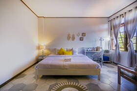 Interconnection Kuta Hostel