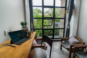 Interconnection Kuta Hostel