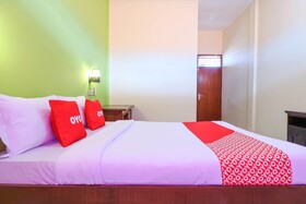 Nan Berlian Inn by OYO Rooms