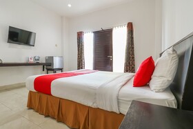 OYO 1666 Grand Pudjawan Hotel