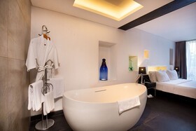 THE 1O1 Bali Fontana Seminyak