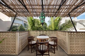 The Akmani Legian