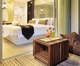 The Akmani Legian