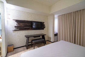 The Akmani Legian