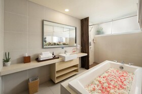 The Akmani Legian