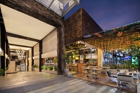 The Akmani Legian