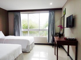 The Kanjeng Suites Kuta Galeria - Bali