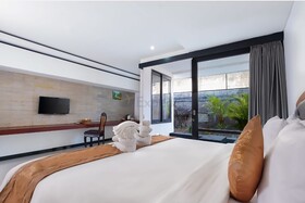 The Kanjeng Suites Kuta Galeria - Bali