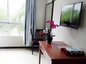 The Kanjeng Suites Kuta Galeria - Bali