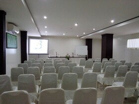 The Kanjeng Suites Kuta Galeria - Bali