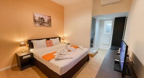 The Sunset Point Hotel