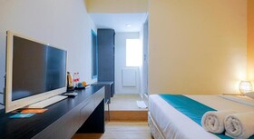 The Sunset Point Hotel