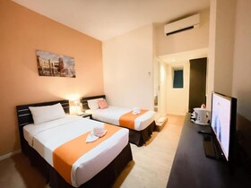 The Sunset Point Hotel