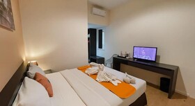 The Sunset Point Hotel