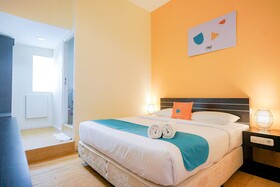 The Sunset Point Hotel