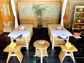 Wina Holiday Villa Kuta Bali