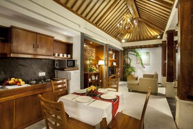 Astagina Resort Villas & Spa
