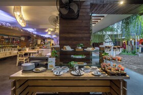 Bliss Surfer Hotel