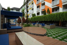 Bliss Surfer Hotel