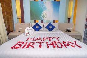 Bliss Surfer Hotel