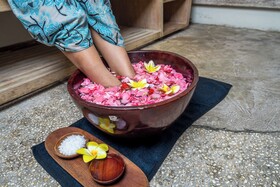 Bliss Surfer Hotel