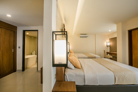 Casa Padma Hotel & Suites