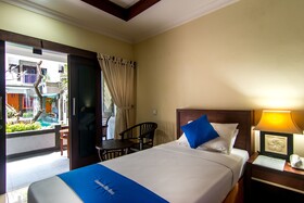 Champlung Mas Hotel