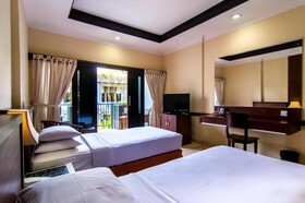 Champlung Mas Hotel