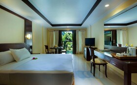 Champlung Mas Hotel