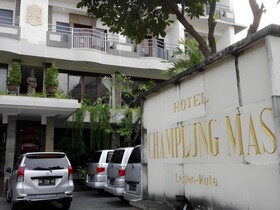 Champlung Mas Hotel
