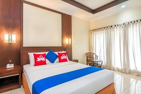 Champlung Mas Hotel
