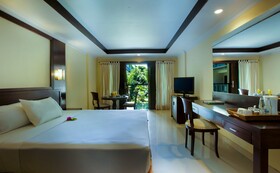 Champlung Mas Hotel