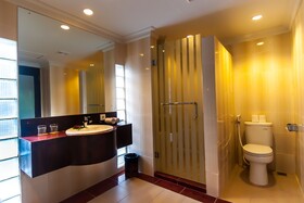 Champlung Mas Hotel