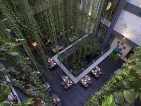 GrandMas Plus Hotel Legian