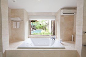 Legian Beach Villas