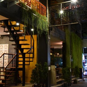 Legian Capsule