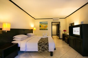 Legian Paradiso Hotel