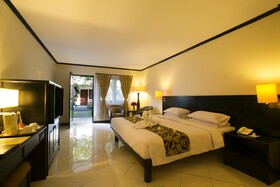 Legian Paradiso Hotel