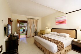 Legian Paradiso Hotel