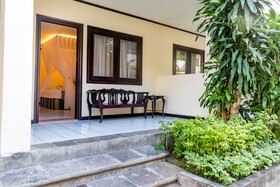 Legian Paradiso Hotel