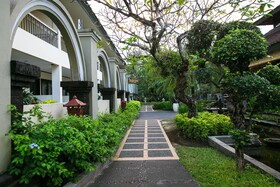 Legian Paradiso Hotel