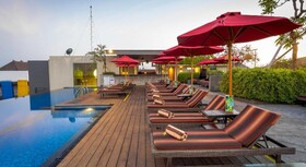 SEVN Legian Hotel