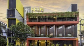 SEVN Legian Hotel