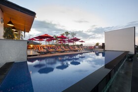 SEVN Legian Hotel