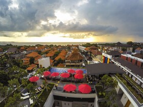 SEVN Legian Hotel