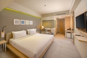 SEVN Legian Hotel