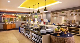 SEVN Legian Hotel