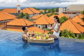 SEVN Legian Hotel
