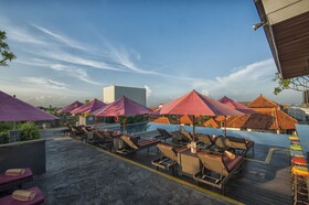 SEVN Legian Hotel